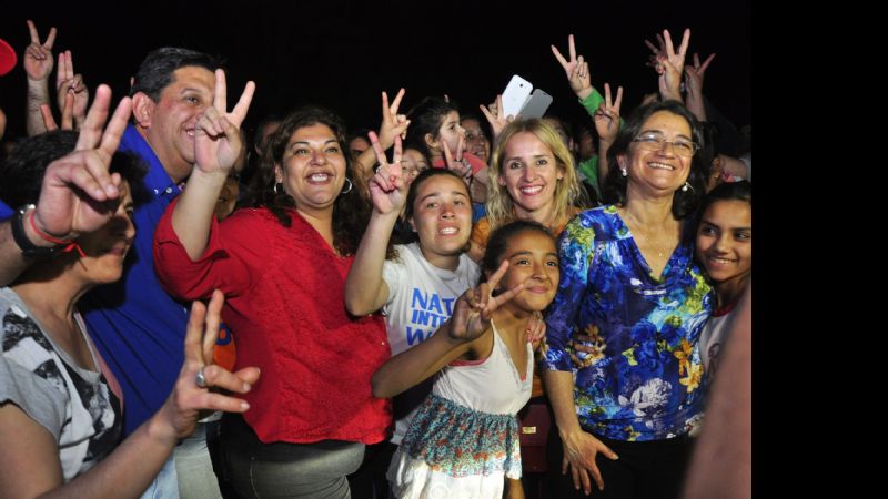 Multitudinaria caravana del FPV-PJ en Valle Viejo