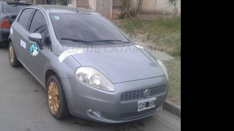 Secuestran en la ciudad, un auto robado en Córdoba