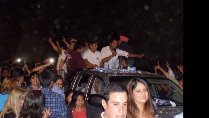 Con más del 80% de participación, Sánchez se llevó una diferencia de 800 votos