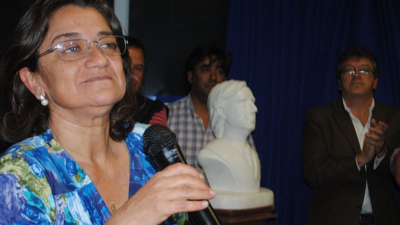 Emotivo recuerdo de Lucía y el PJ al ex presidente Néstor Kirchner