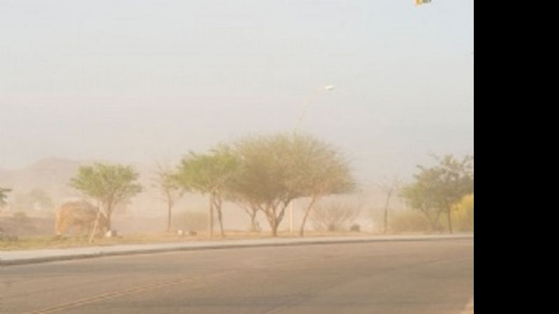 Fuerte viento provocó innumerables daños