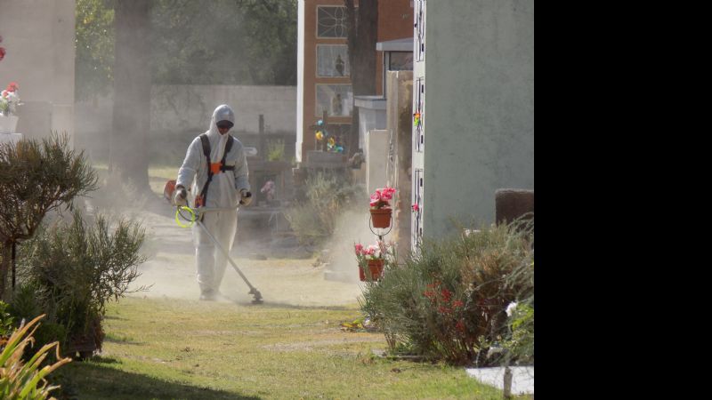 Completan tareas de mantenimiento y limpieza en el cementerio municipal