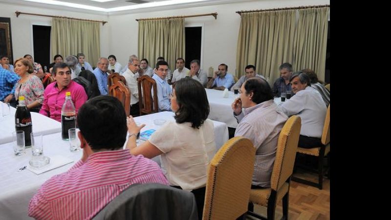 Corpacci se reunió con los intendentes