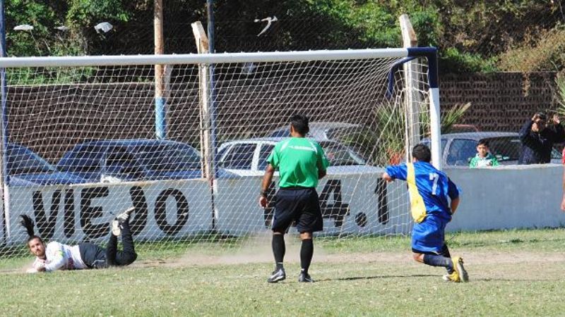Villa Dolores (B) y San Martín (A), ganaron y son los escoltas