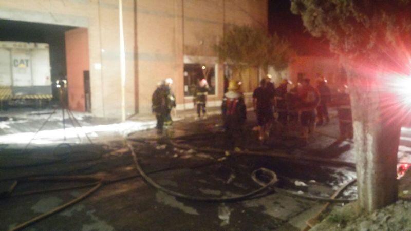 La Justicia investiga el origen del voraz incendio en el taller