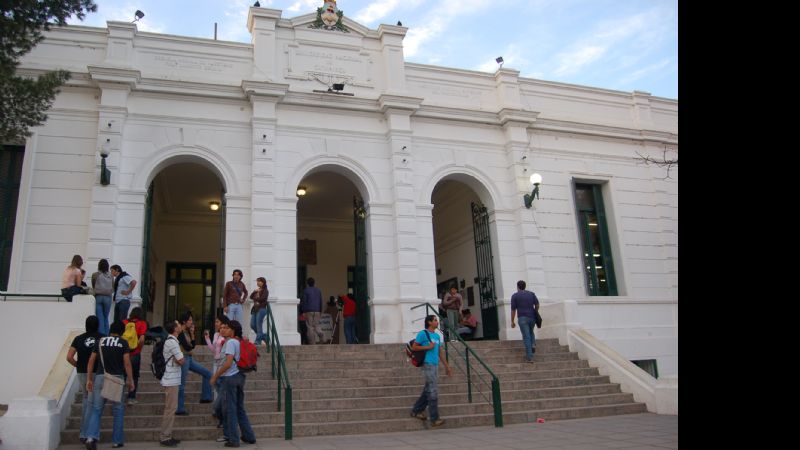 Denuncian fraude de Franja Morada en Humanidades