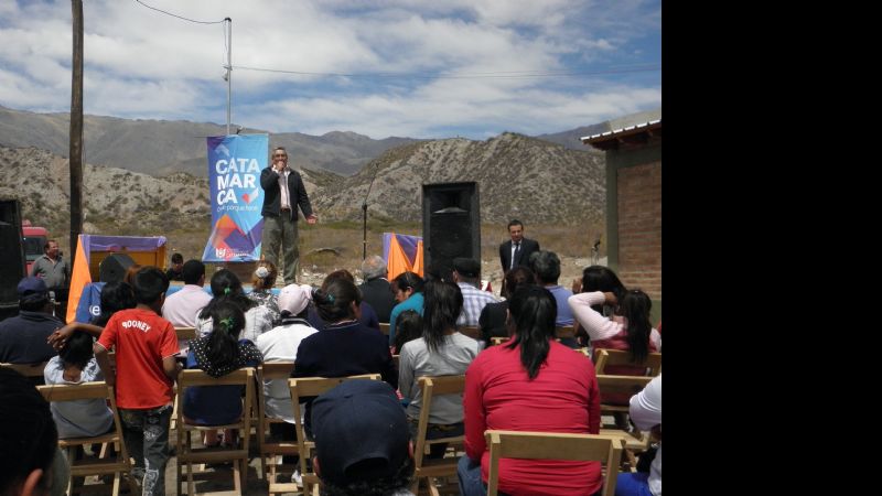 Entrega de viviendas rurales en el distrito de San José