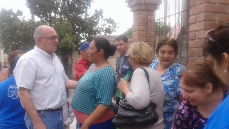 Díaz Martínez llevó la propuesta del FPV al Bº La Victoria