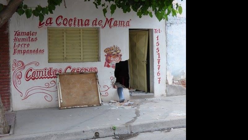 Camioneta se incrustó en un comercio