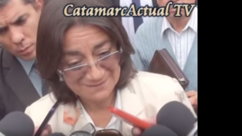 Gobernadora dijo que "por ahora" no se devolverán los descuentos a los docentes