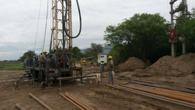 Avance de perforaciones para mejorar el servicio de agua potable