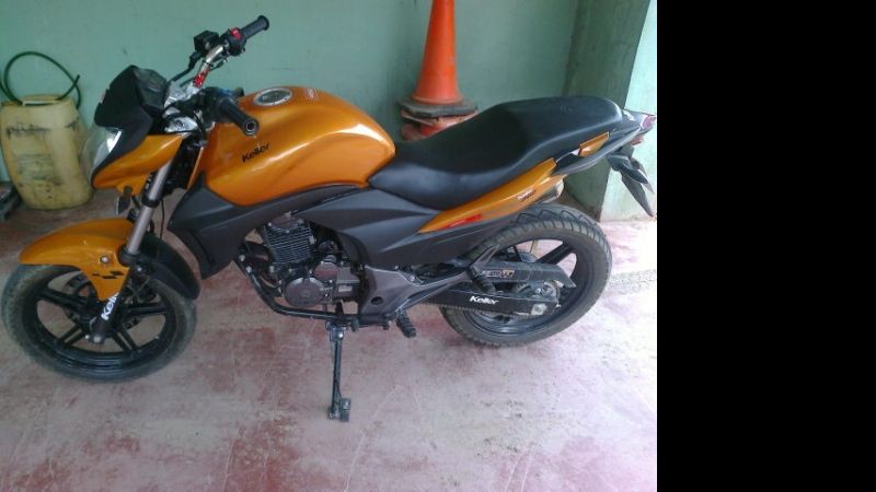 Secuestro y multa para conductor que no tenía licencia