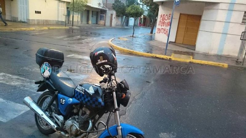 Agente de Tránsito se accidentó en pleno centro