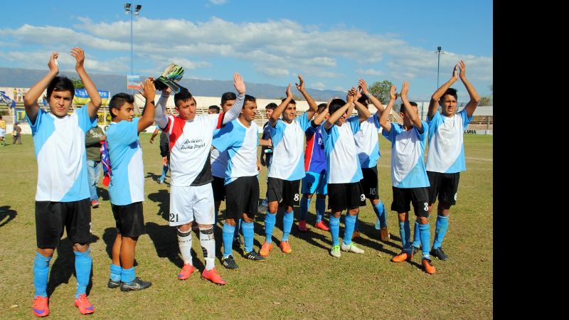 Las Chacras cierra el Anual con interés por el “Petit” del Asenso