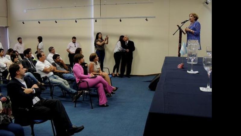 Importante jornada de Conferencia y Debate por la Ley de Talles