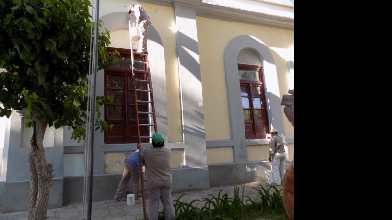 Continúan las refacciones en las escuelas