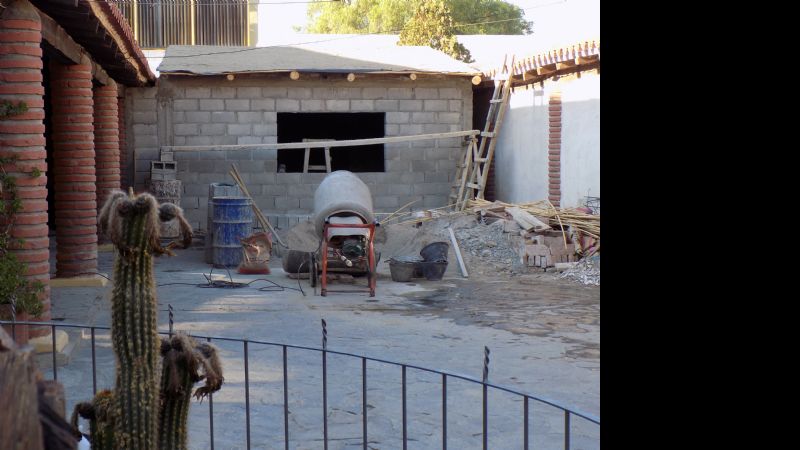 Continúan las refacciones en las escuelas