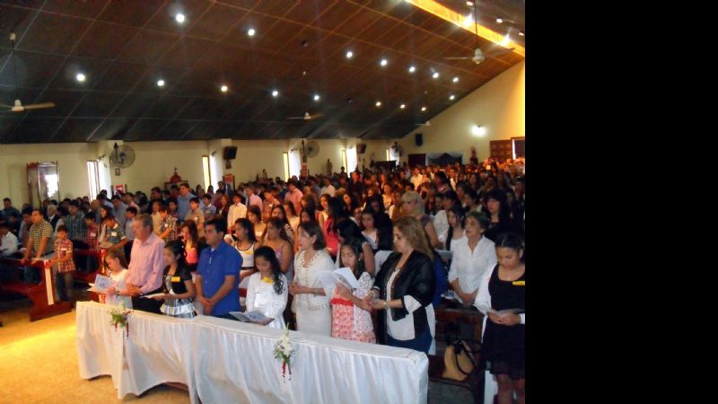 Alrededor de 100 personas recibieron el Sacramento de la Confirmación en Santa Rosa