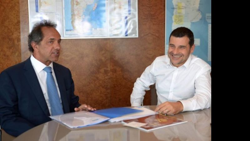 Scioli “garantiza la continuidad de YPF en manos del Estado"
