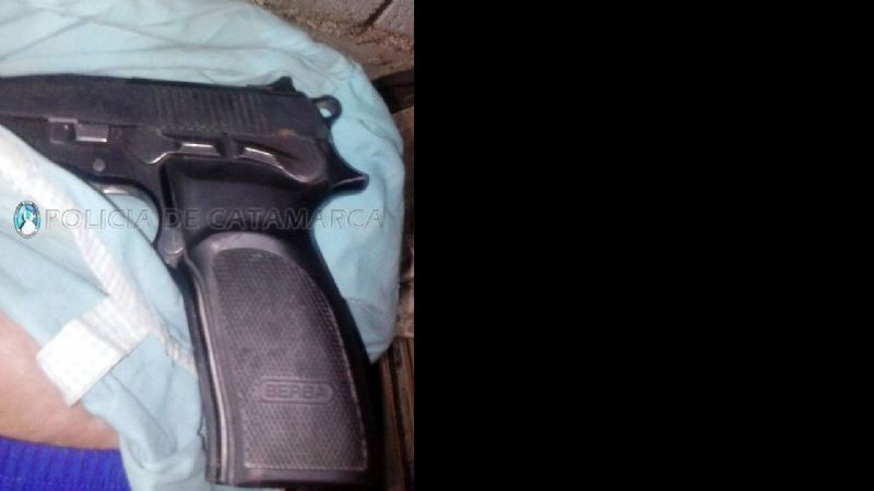 Recuperan elementos robados de la casa de un policía