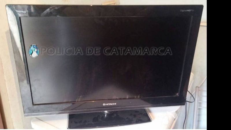 Secuestran un pistolón y un televisor