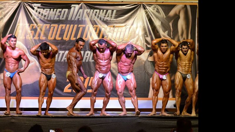 Culturismo en la Plaza 25 de Mayo