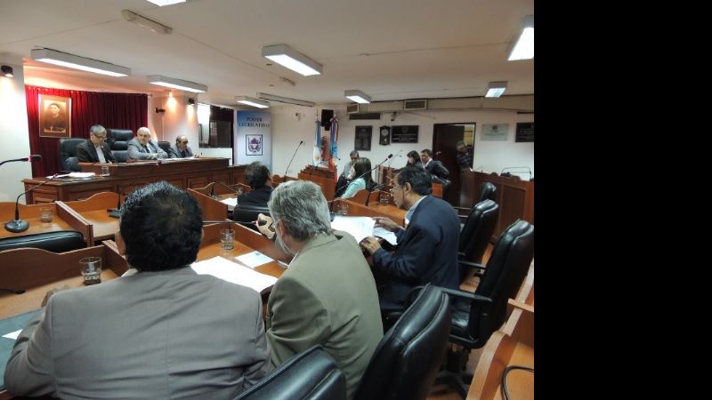 Senado: leyes, resoluciones y repudio a declaraciones en la sesión de hoy