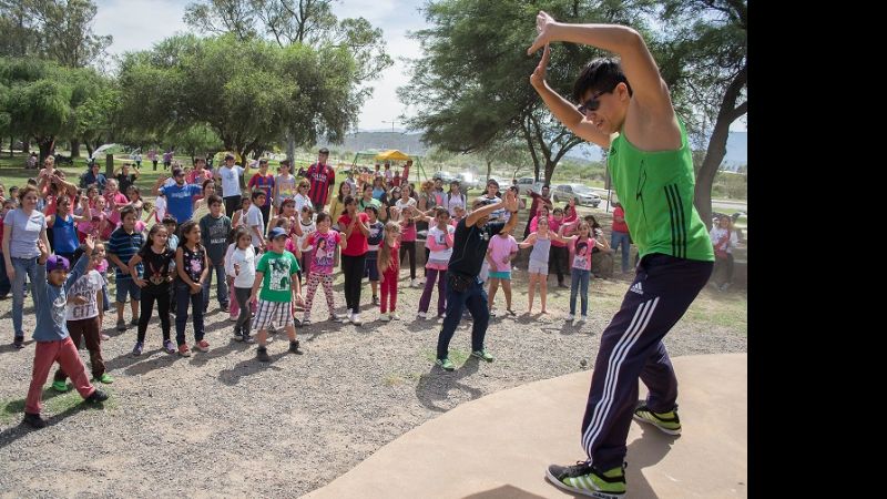 Más de 400 chicos en el cierre de ciclo 2015 de los Centros de Estimulación