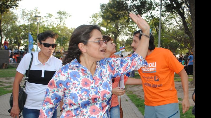 Lucía encabezó la autoconvocatoria de Catamarca en respaldo a Scioli