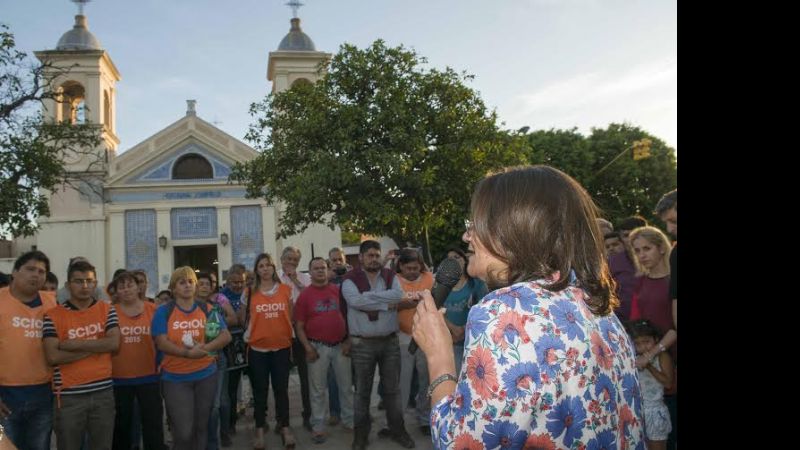 Miles de catamarqueños se manifestaron en apoyo a Daniel Scioli