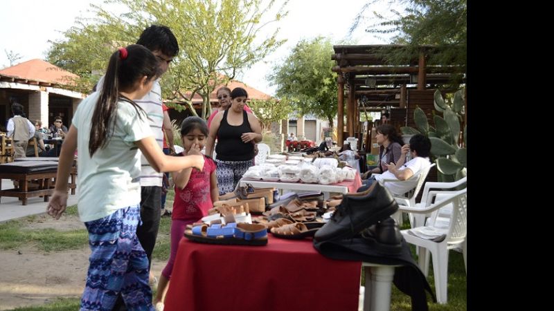 Exitosa 4º Feria Artesanal de la Tradición en SFVC