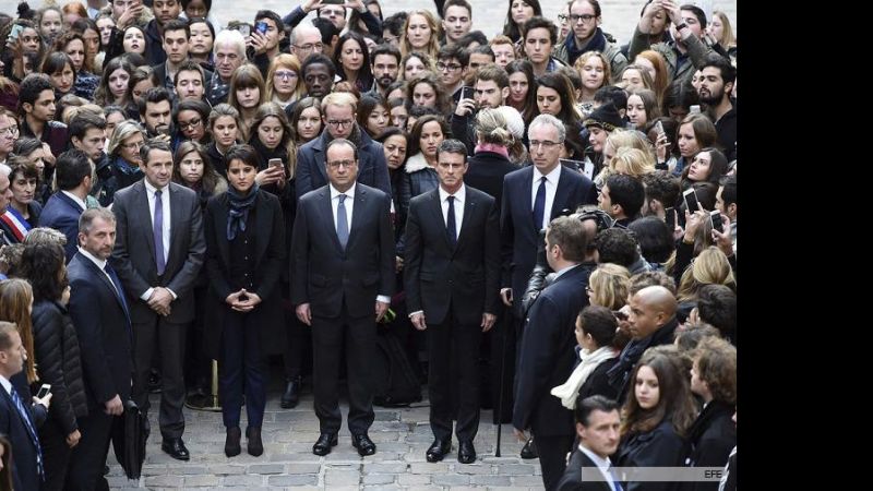 Francia convocó a una coalición con EEUU y Rusia