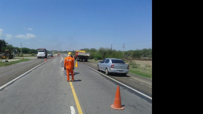 Precaución en Ruta 38 por vuelco de un camión en zona de El Pantanillo
