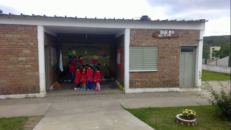 El JIN de El Alto recibió juegos didácticos y libros