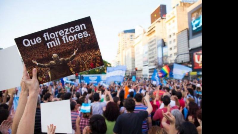 "Él nunca se rindió, nosotros tampoco" le dijo Cristina a la militancia