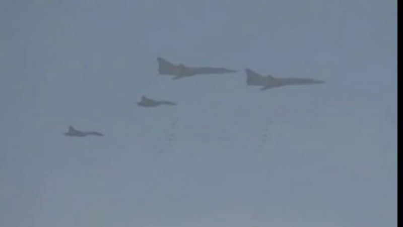 Francia y Rusia se unieron para bombardear Siria