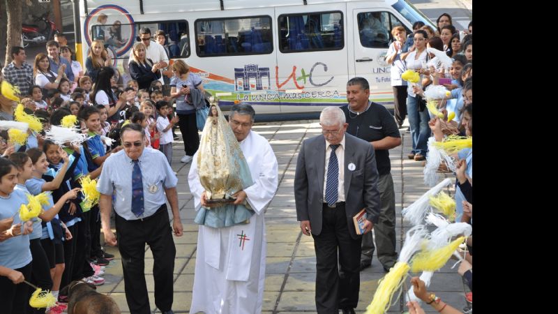 La Virgen del Valle visitó la UNCA