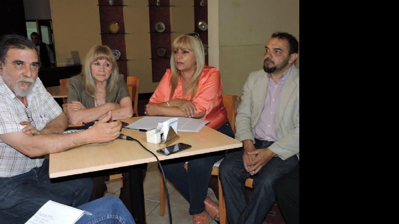 Convocan a la docencia catamarqueña a votar por Scioli-Zaninni