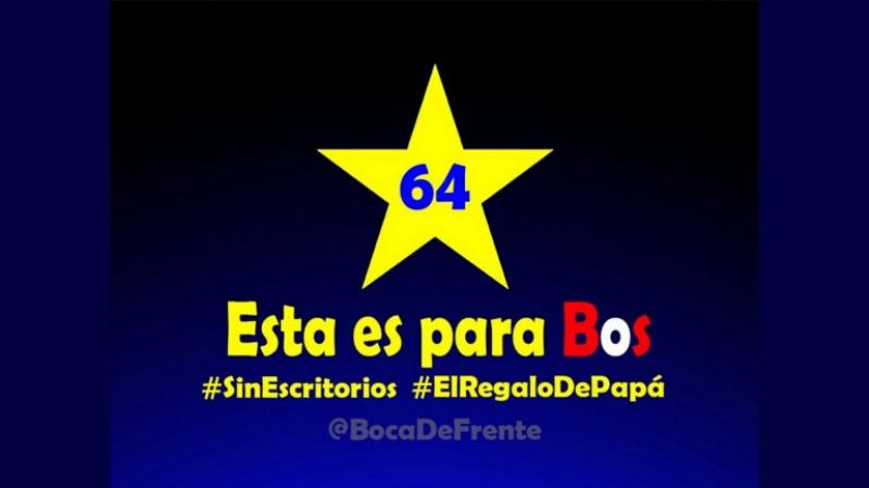 Los fanáticos de Boca festejaron con afiches “dedicados” a River