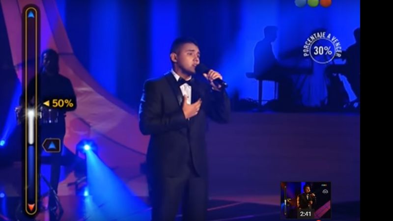 Nicolás pasó la noche de gala con el apoyo de la gente