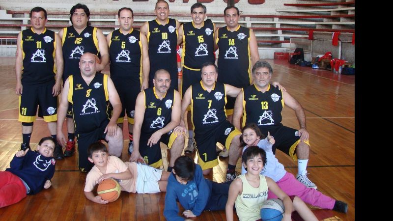 Red Star y Ribeiro a la final de la Sénior, y Aragón en la Súper Maxi