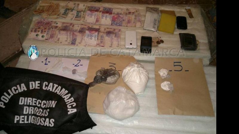 En otro allanamiento, secuestran droga y arrestan a una persona