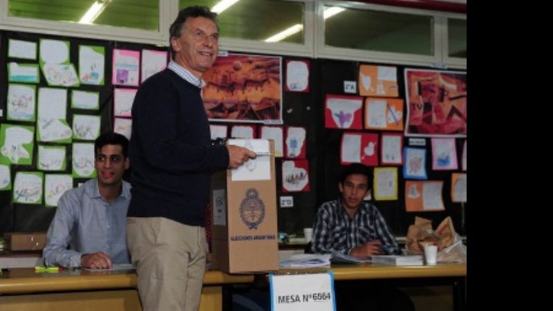 Macri: "Mañana comienza una nueva etapa en la Argentina"