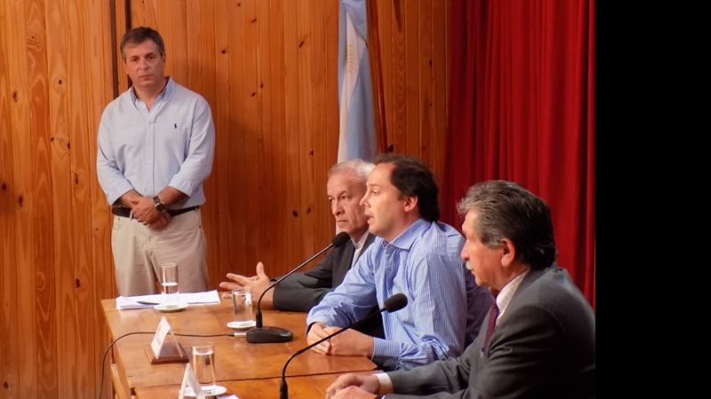 Mera comprometió su apoyo a la gestión de Sánchez