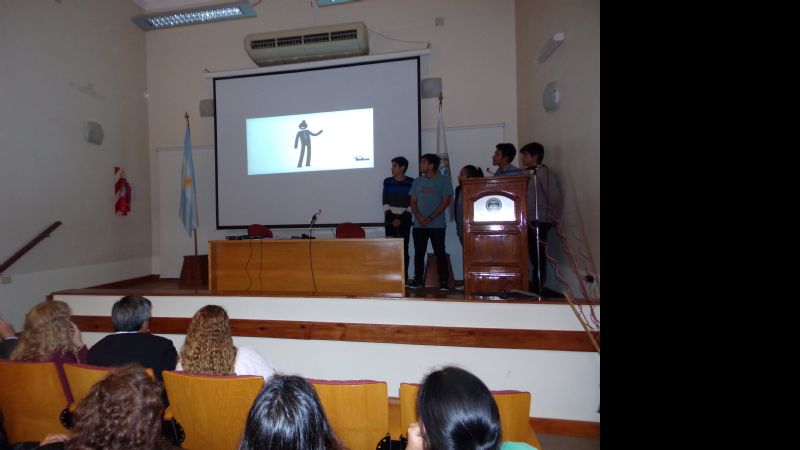 Estudiantes universitarios expusieron sus trabajos de investigación científica