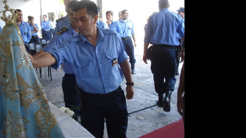 La Virgen visitó la Jefatura de Policía