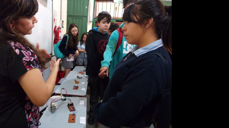 Más alumnos del Nivel Secundario visitaron la Facultad de Tecnología