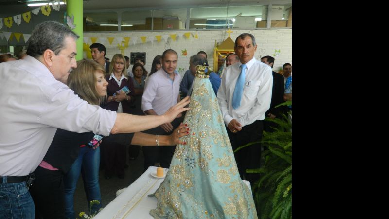 La Virgen del Valle visita el Ministerio de Salud y ECA