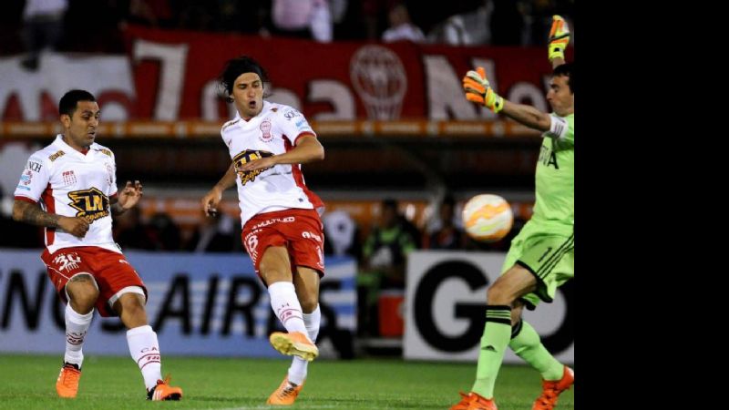 Huracán resistió ante River y logró el pase a la final de la Sudamericana