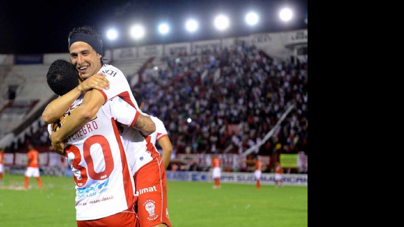 Huracán resistió ante River y logró el pase a la final de la Sudamericana
